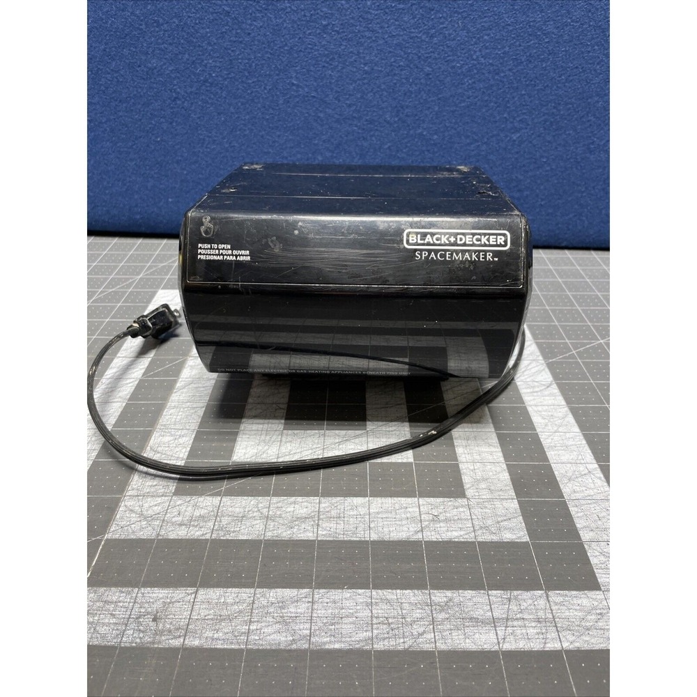 Black & Decker‎ Spacemaker CO100B Can Opener - Black